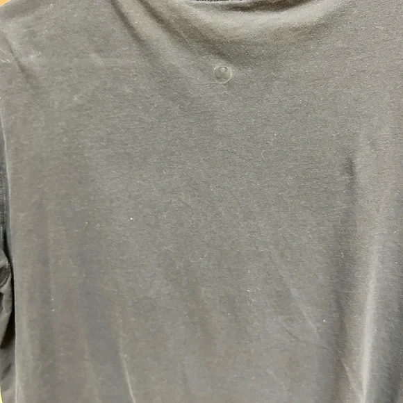 Lululemon crop T - Picture 2 of 2